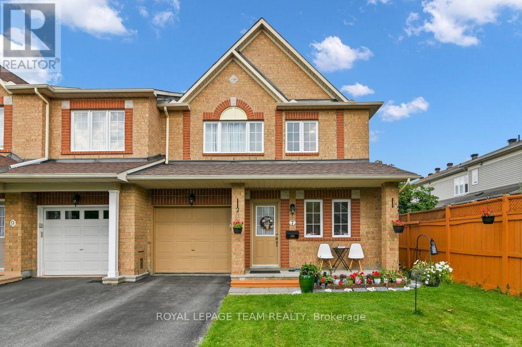 7 Karendale Street, Ottawa, Ontario  K2G 6V7 - Photo 1 - X13562690