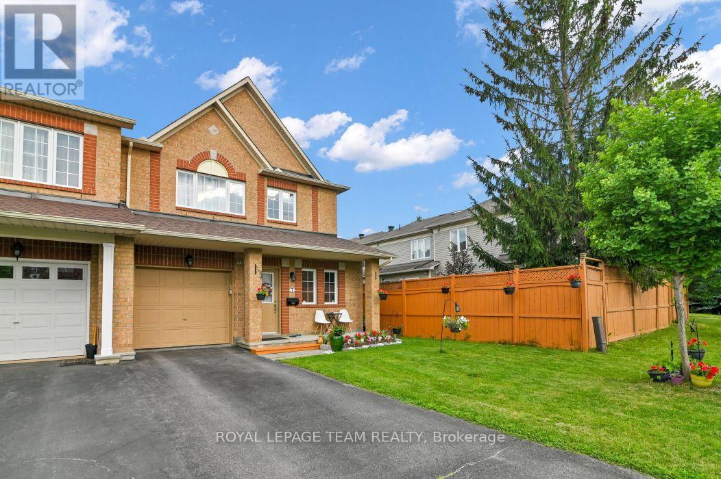 7 Karendale Street, Ottawa, Ontario  K2G 6V7 - Photo 3 - X13562690