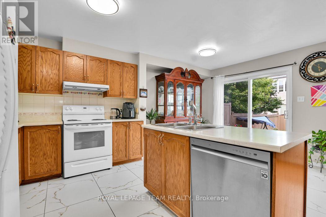 7 Karendale Street, Ottawa, Ontario  K2G 6V7 - Photo 9 - X13562690