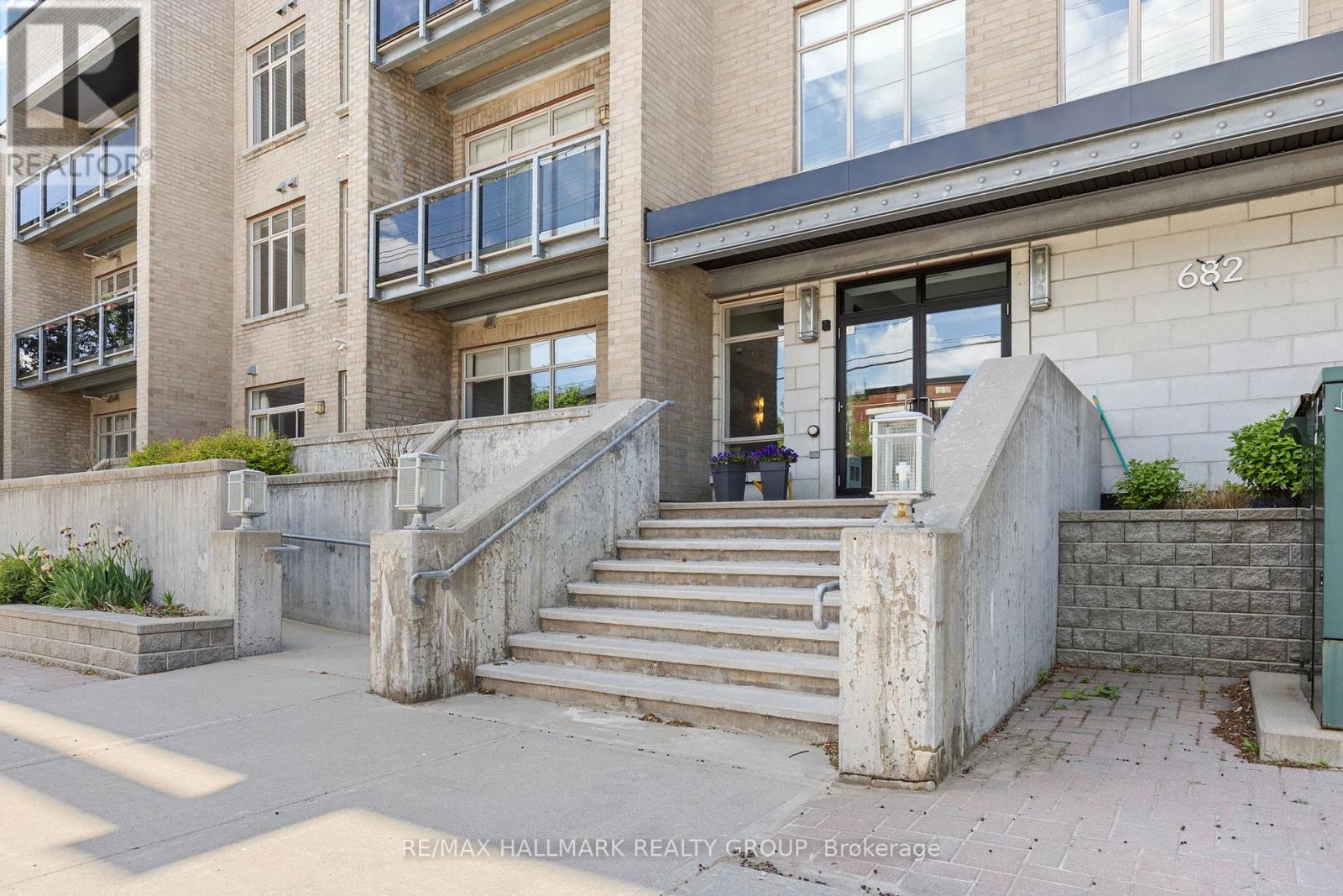311 - 682 Churchill Avenue N, Ottawa, Ontario  K1Z 5G5 - Photo 1 - X13562752