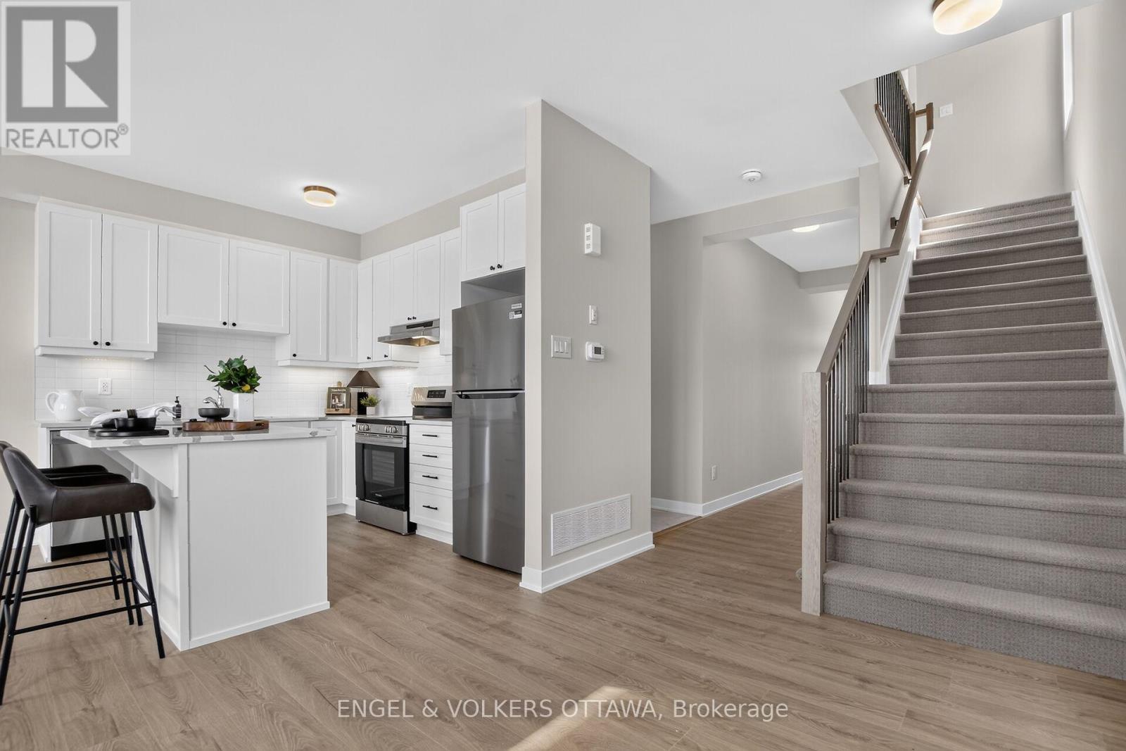 728 Haflinger Row, Ottawa, Ontario  K0A 2Z0 - Photo 12 - X13562944