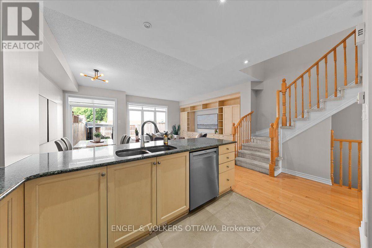 104 Jersey Tea Circle, Ottawa, Ontario  K1V 2L3 - Photo 11 - X13563028