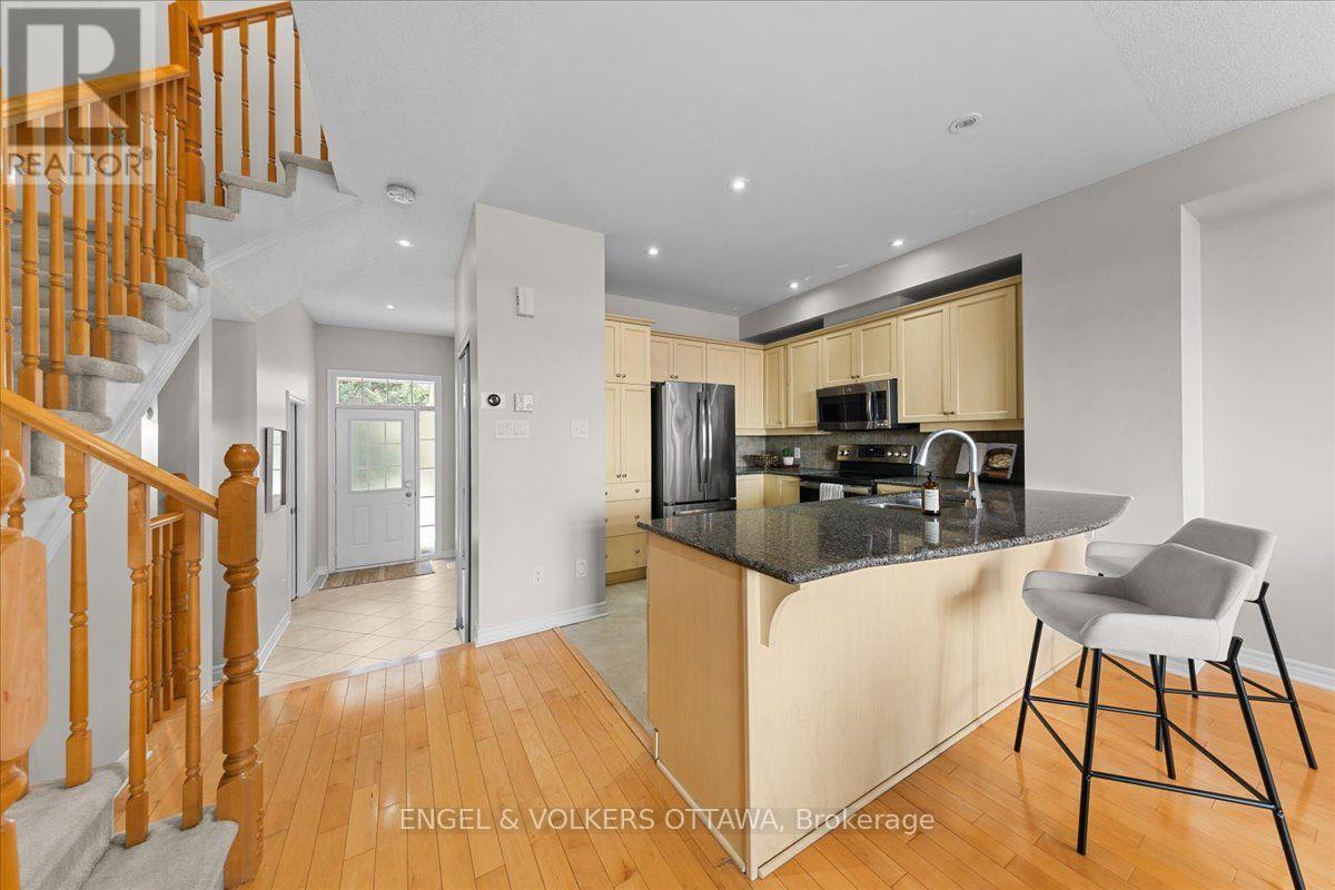 104 Jersey Tea Circle, Ottawa, Ontario  K1V 2L3 - Photo 8 - X13563028
