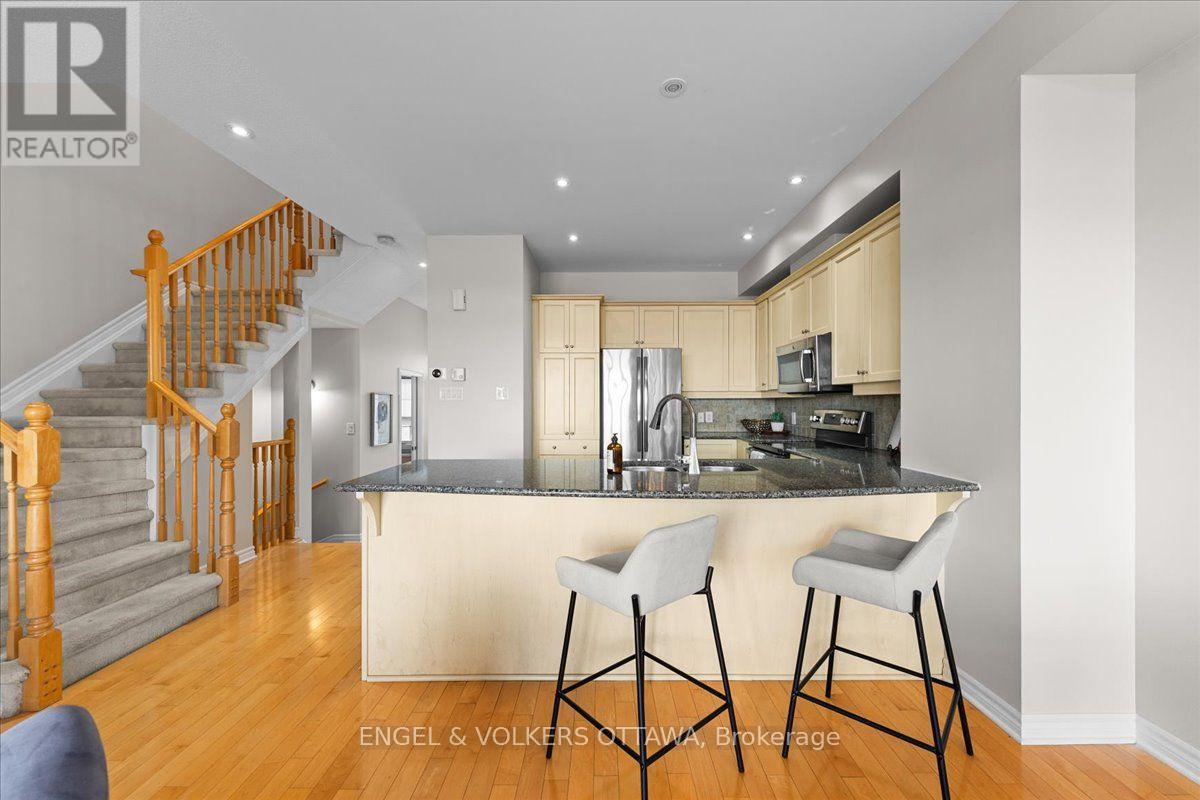 104 Jersey Tea Circle, Ottawa, Ontario  K1V 2L3 - Photo 9 - X13563028