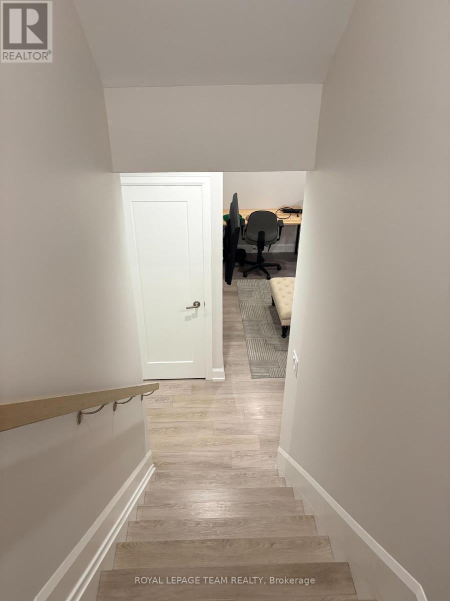 B - 65 Chestnut Street W, Ottawa, Ontario  K1S 0Z9 - Photo 15 - X13563054