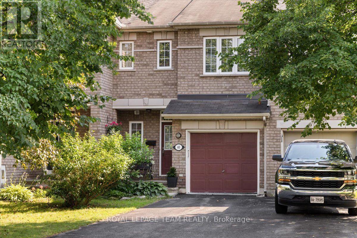 40 Saddlesmith Circle, Ottawa, Ontario  K2M 2Y9 - Photo 1 - X13563074