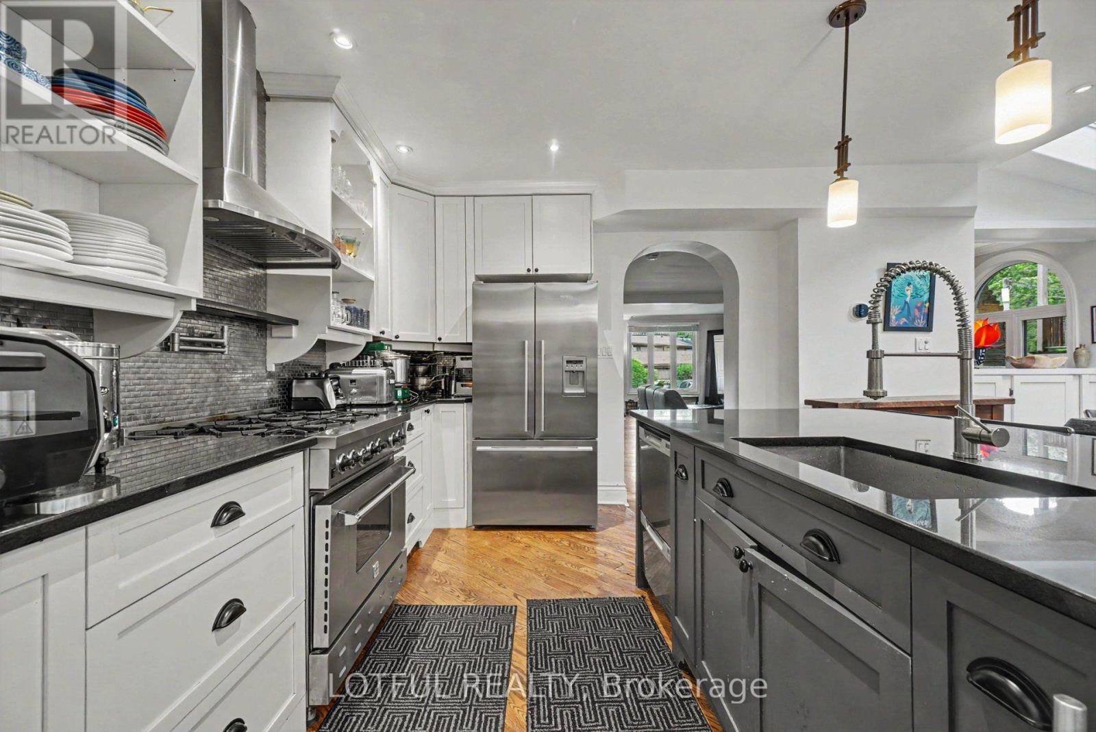 518 Hilson Avenue, Ottawa, Ontario  K1Z 6C8 - Photo 11 - X13563128