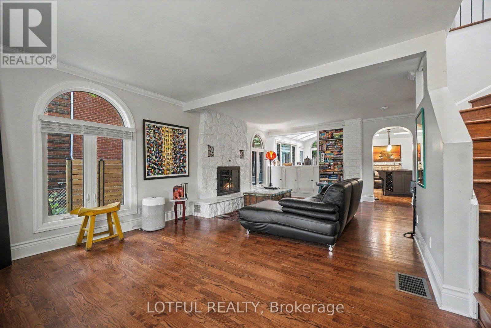 518 Hilson Avenue, Ottawa, Ontario  K1Z 6C8 - Photo 4 - X13563128