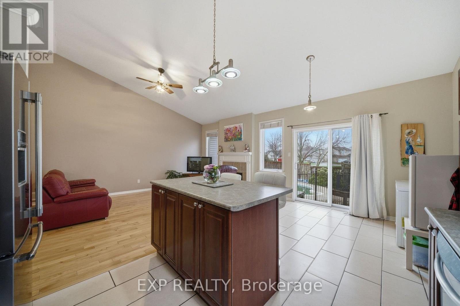 80 La Prairie Street, Russell, Ontario  K0A 1W0 - Photo 17 - X13563150