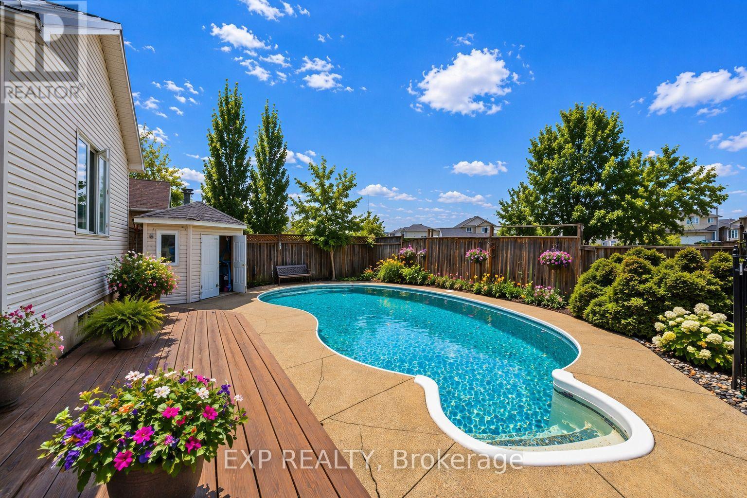 80 La Prairie Street, Russell, Ontario  K0A 1W0 - Photo 40 - X13563150