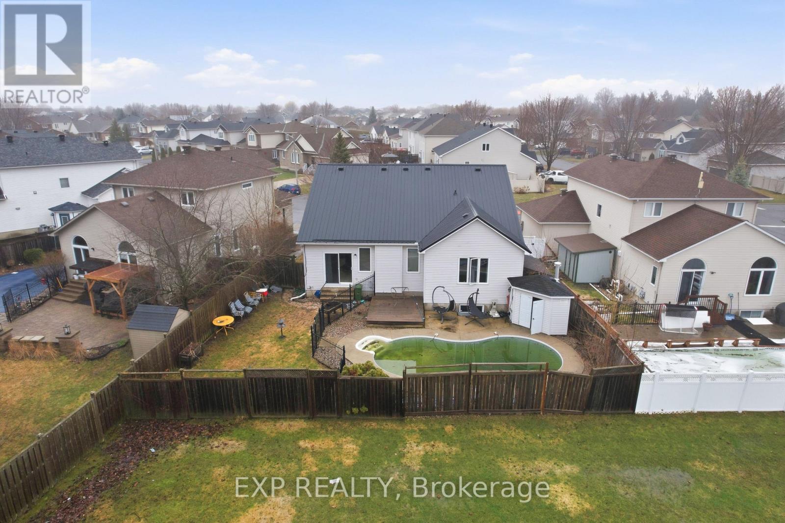 80 La Prairie Street, Russell, Ontario  K0A 1W0 - Photo 43 - X13563150