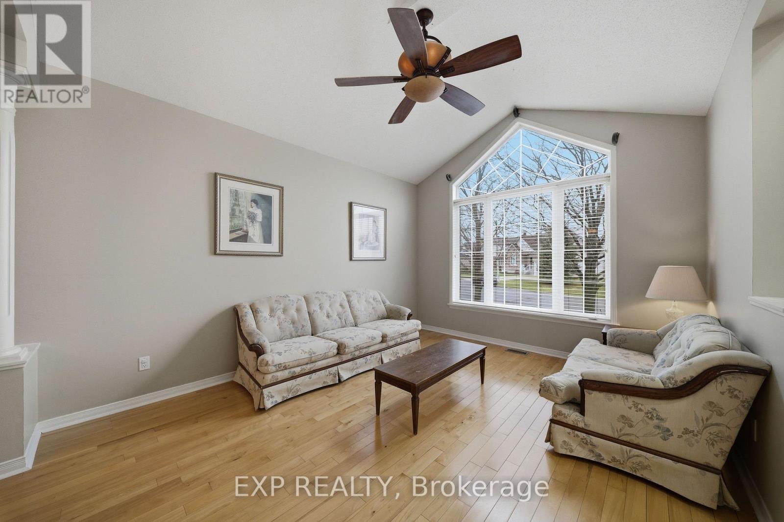 80 La Prairie Street, Russell, Ontario  K0A 1W0 - Photo 6 - X13563150