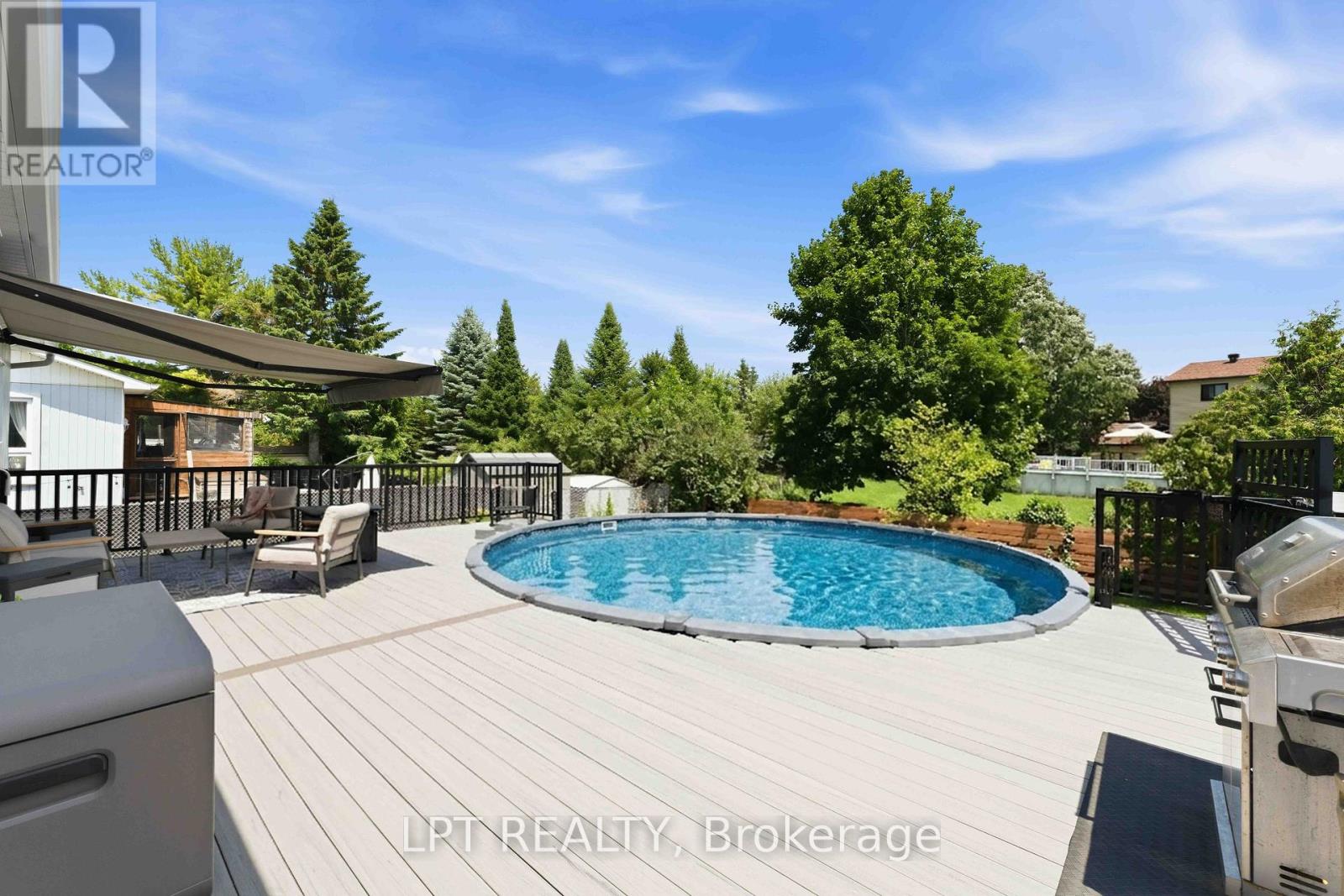 34 Fringewood Drive, Ottawa, Ontario  K2S 1V1 - Photo 2 - X13563268