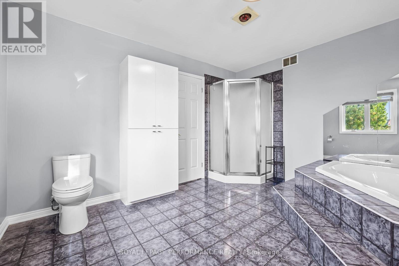 1436 Notre Dame Street, Russell, Ontario  K0A 1W0 - Photo 24 - X13563498