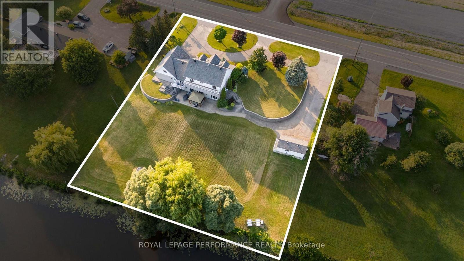1436 Notre Dame Street, Russell, Ontario  K0A 1W0 - Photo 5 - X13563498