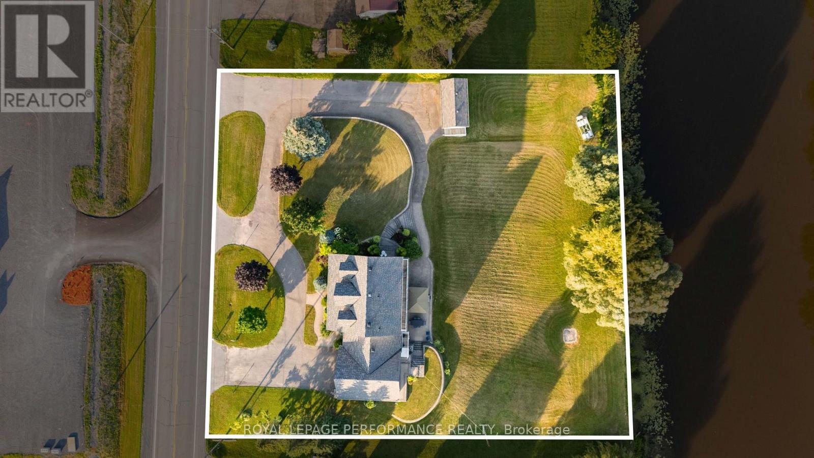1436 Notre Dame Street, Russell, Ontario  K0A 1W0 - Photo 6 - X13563498