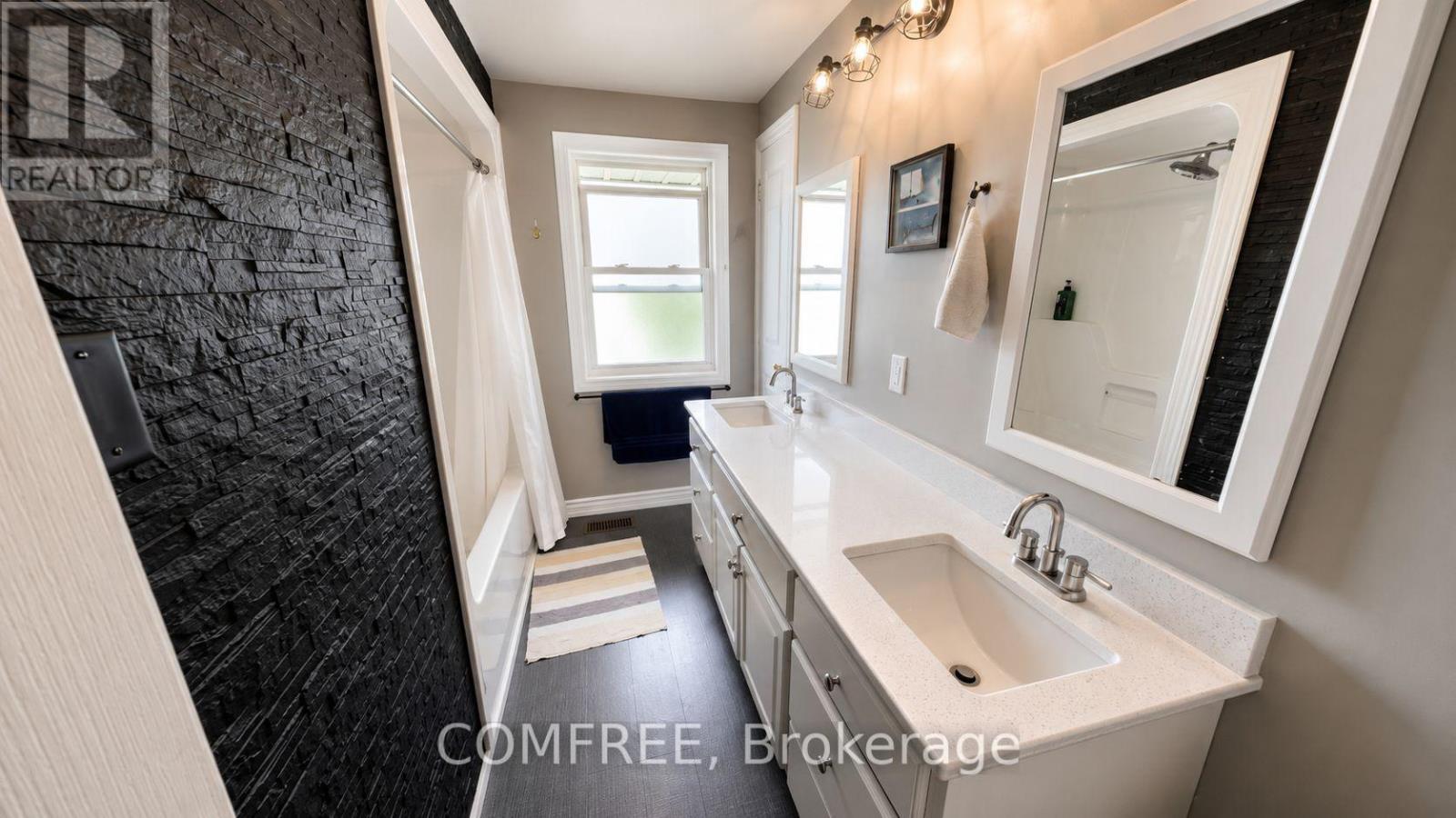 275 Margaret Street, Middlesex Centre, Ontario  N0P 2L0 - Photo 11 - X13563584