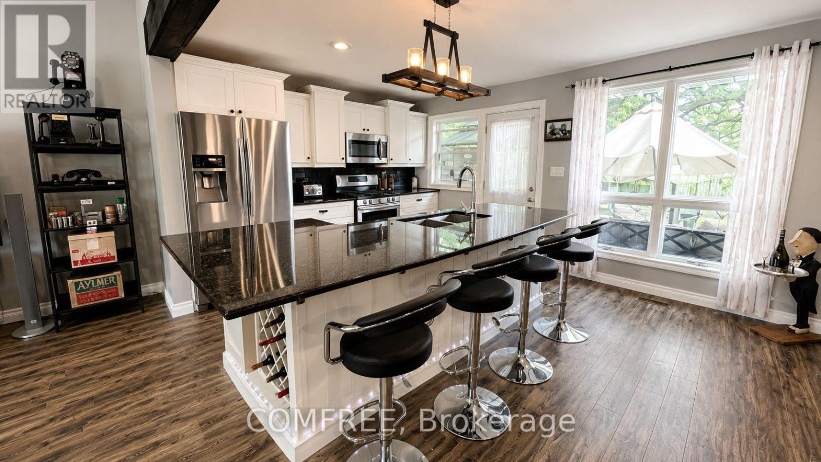 275 Margaret Street, Middlesex Centre, Ontario  N0P 2L0 - Photo 6 - X13563584