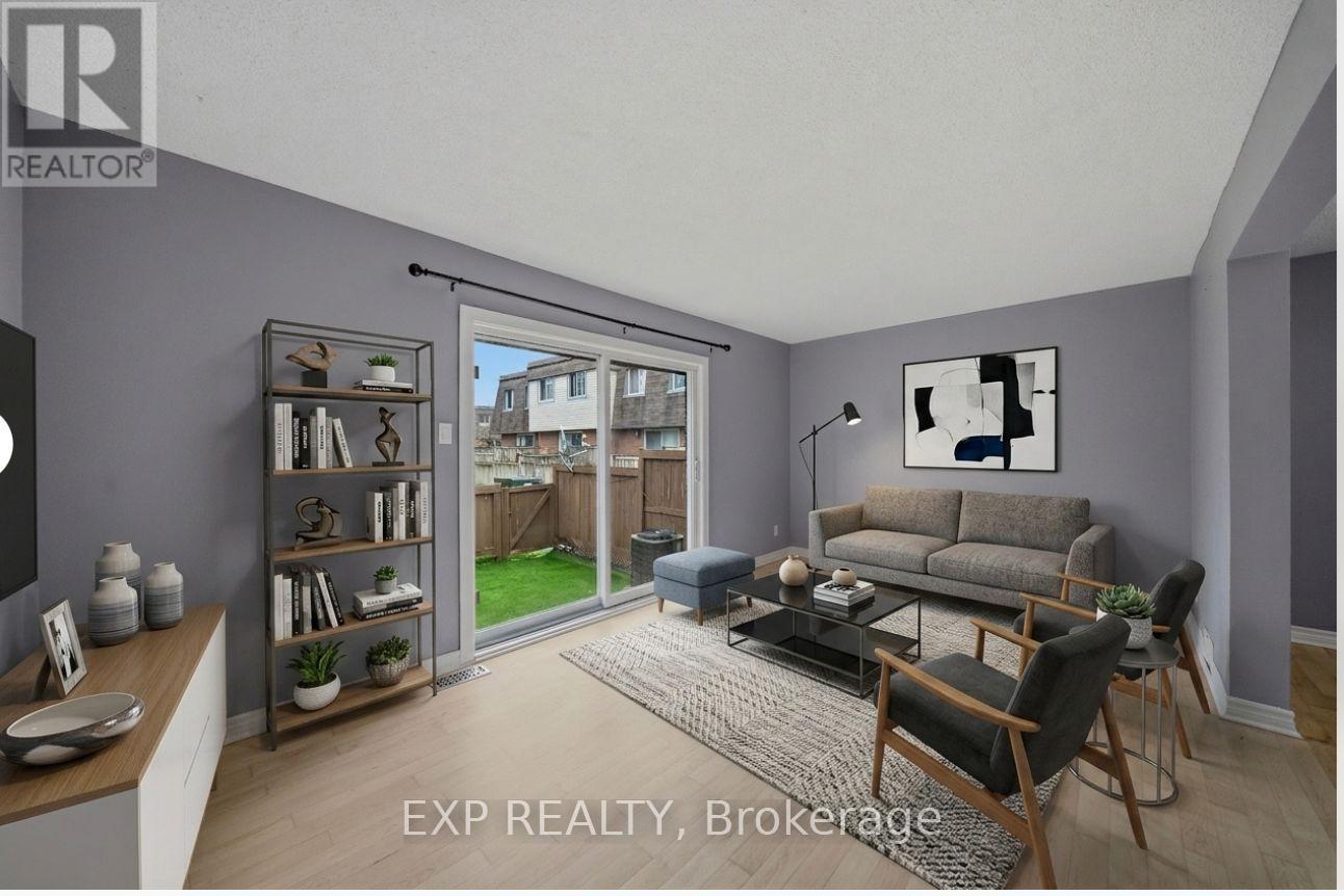 1713 Heatherington Road, Ottawa, Ontario  K1V 8T8 - Photo 4 - X13563686