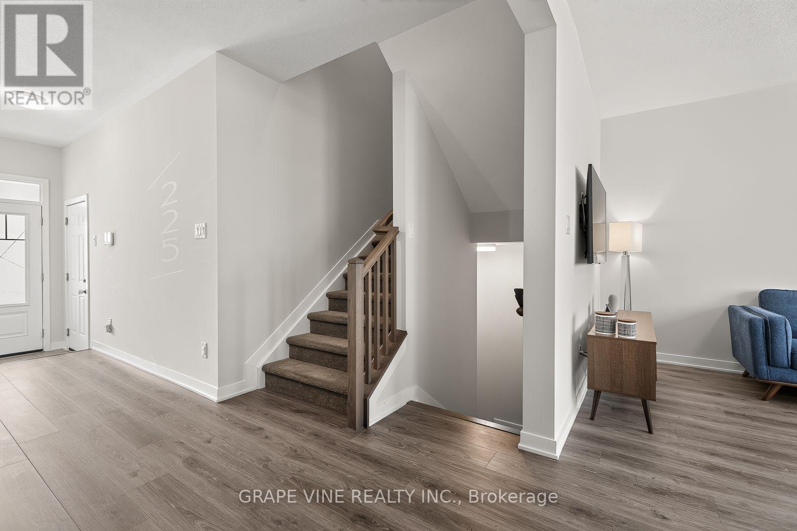 225 Billrian Crescent, Ottawa, Ontario  K2S 3A5 - Photo 27 - X13563744