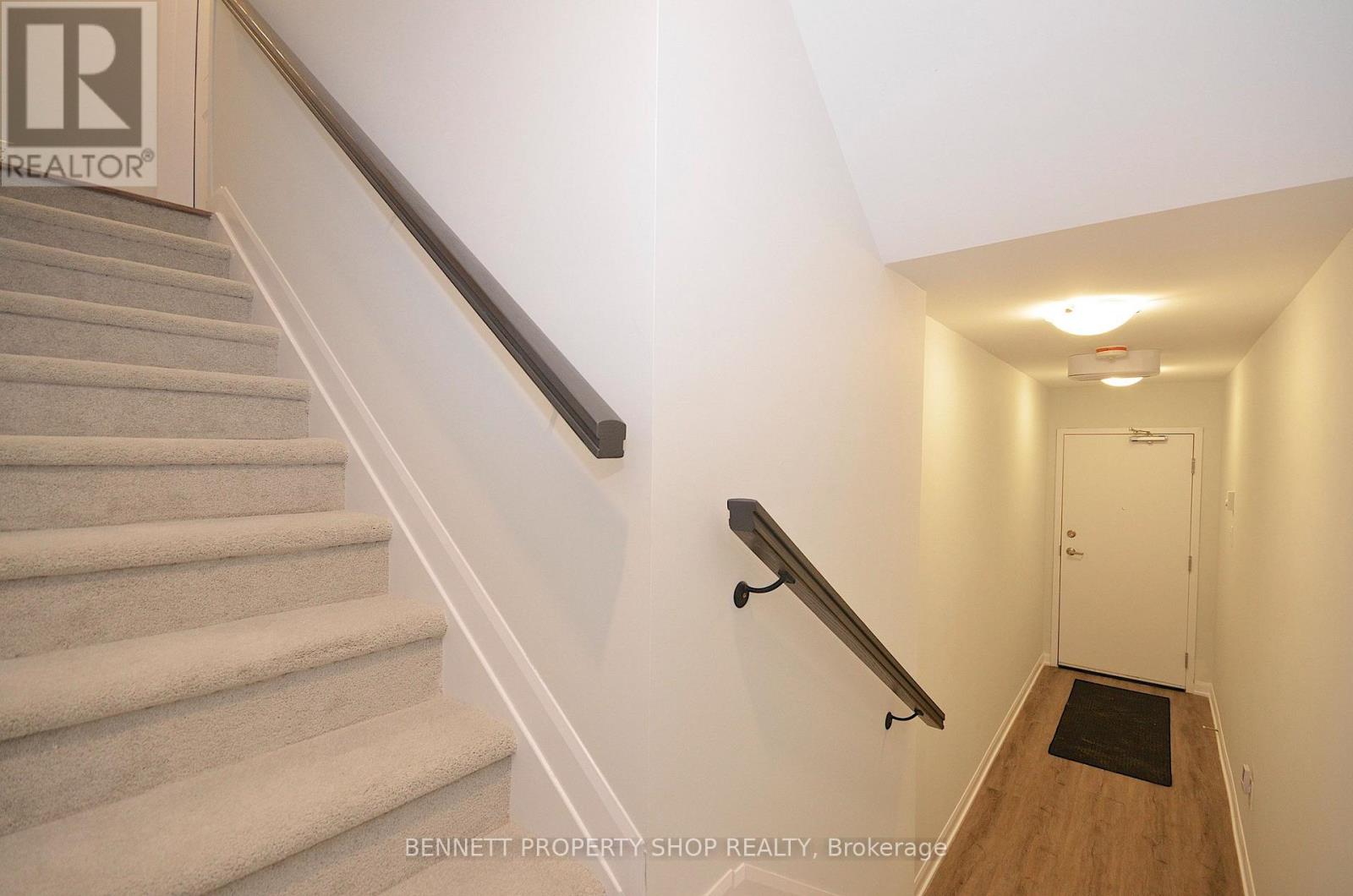 1429 Creekway Private, Ottawa, Ontario  K2T 0R8 - Photo 3 - X13563794