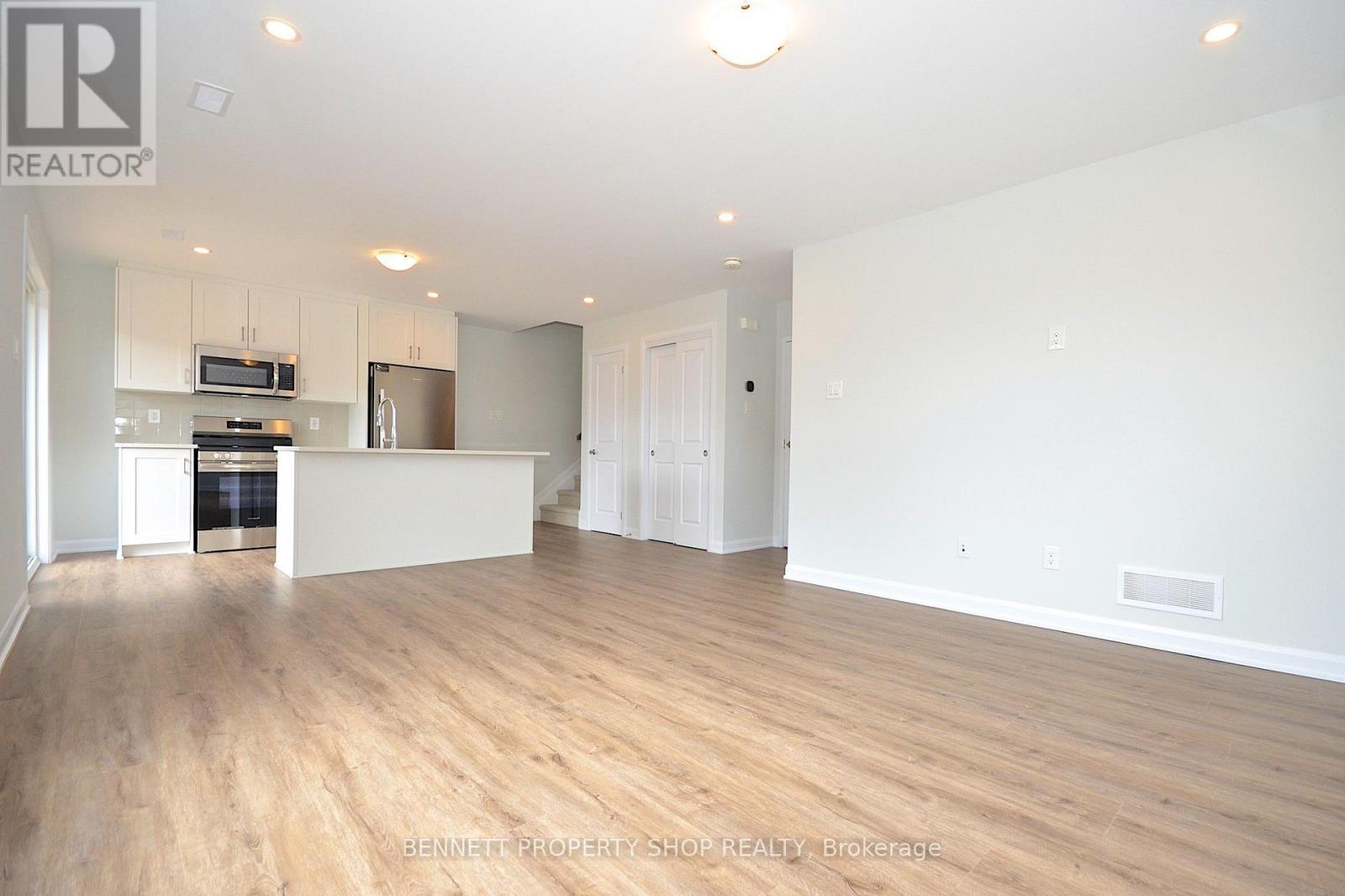 1429 Creekway Private, Ottawa, Ontario  K2T 0R8 - Photo 9 - X13563794