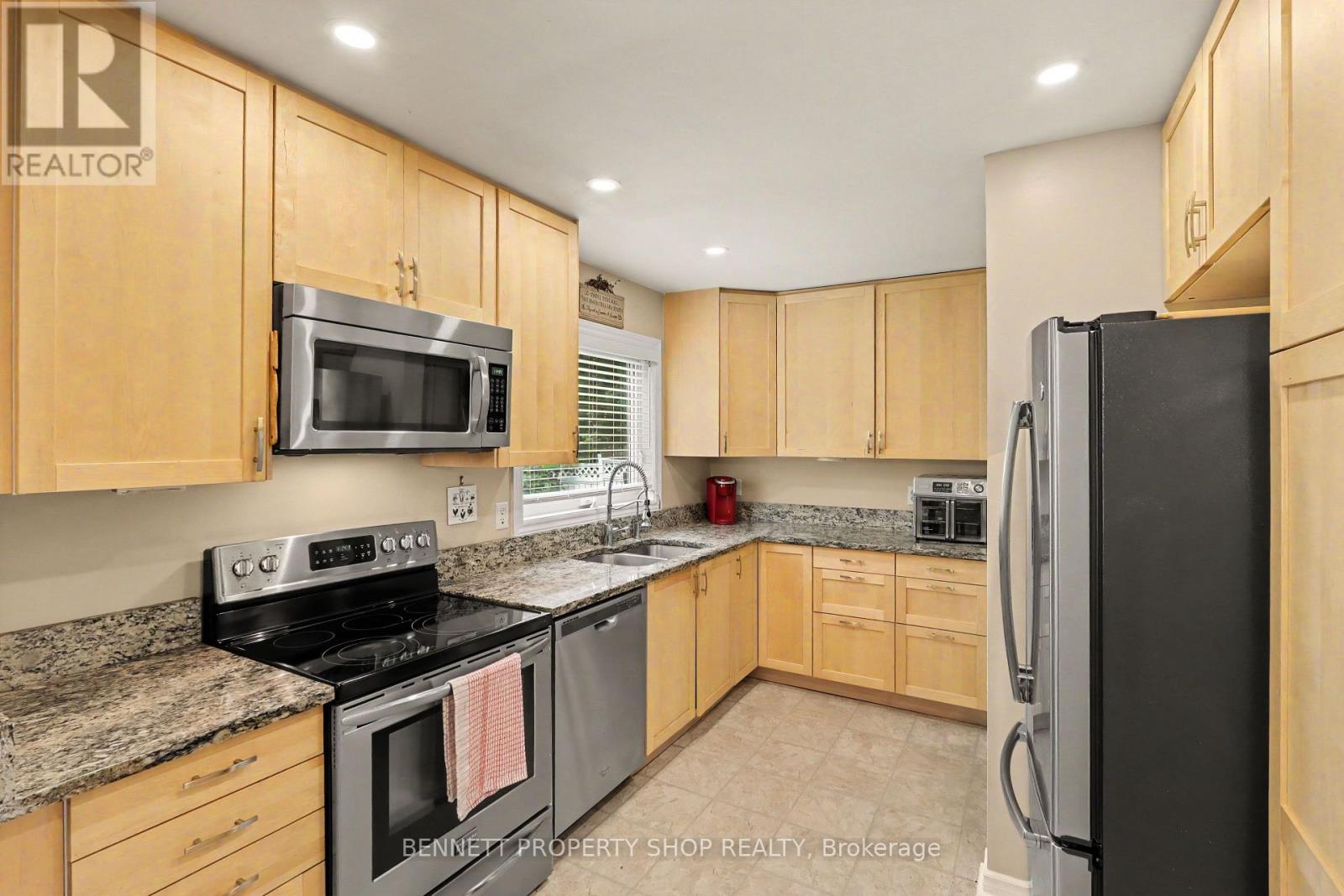 432 Pickford Drive, Ottawa, Ontario  K2L 3R4 - Photo 7 - X13563872
