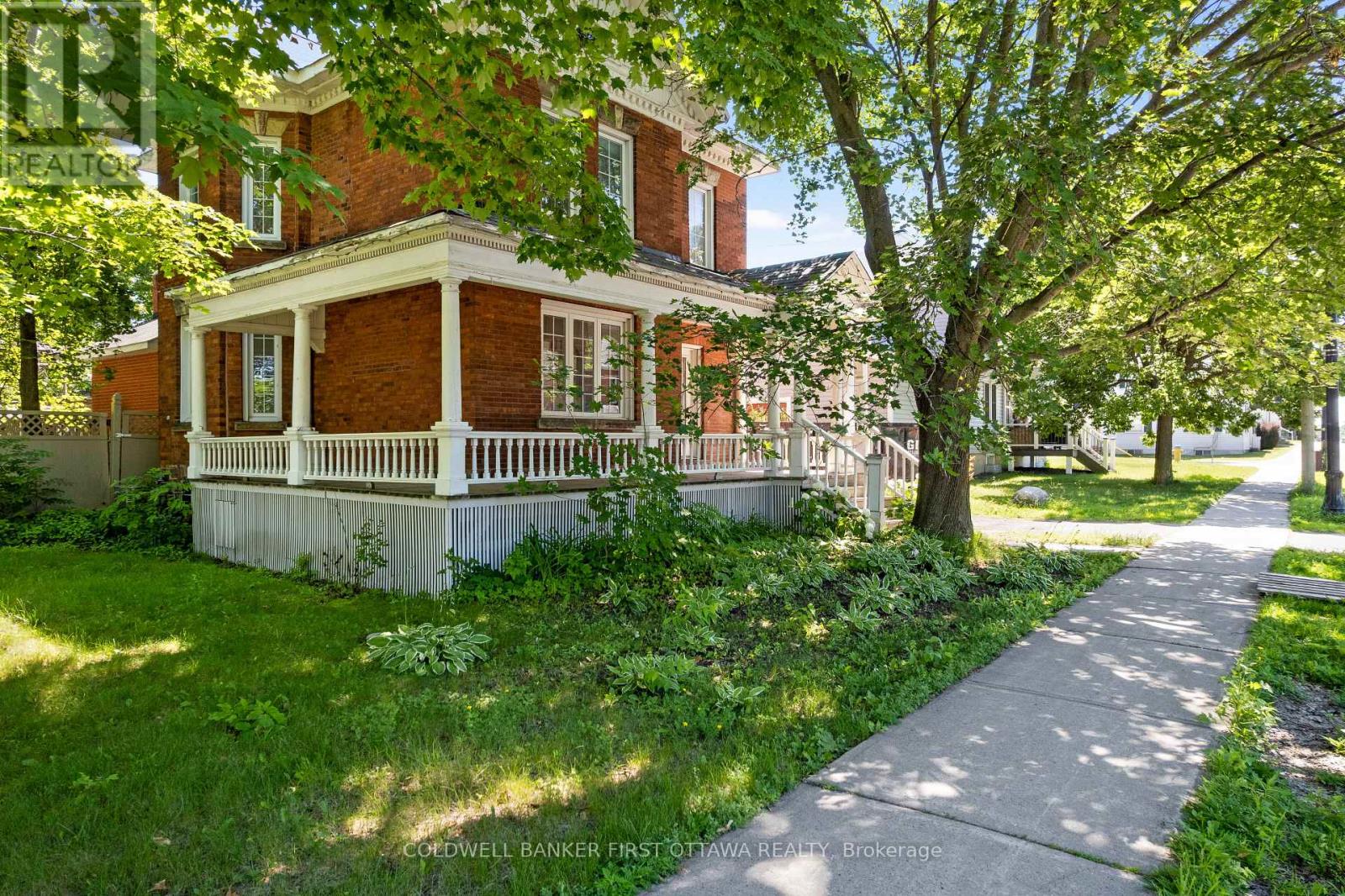69 Wilson Street W, Perth, Ontario  K7H 2N7 - Photo 8 - X13564212