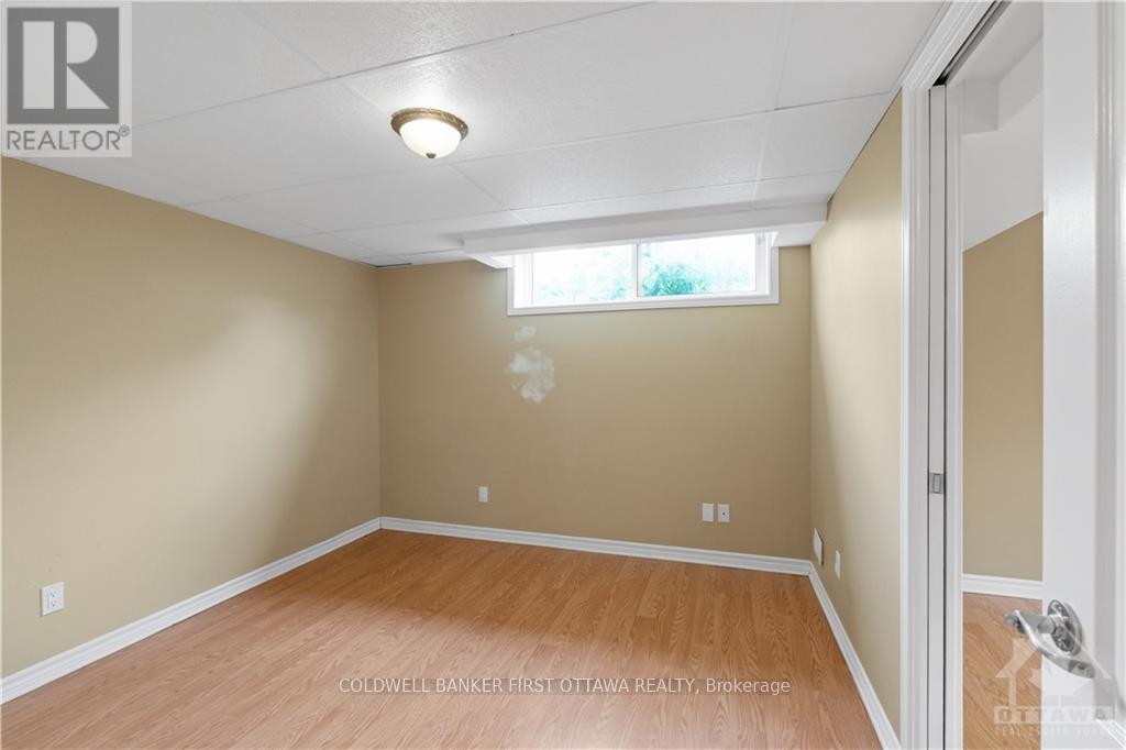 12 Oakwood Avenue, Ottawa, Ontario  K2E 6A5 - Photo 21 - X13564324