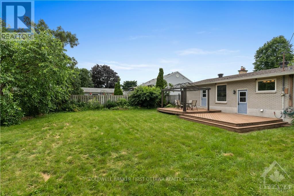 12 Oakwood Avenue, Ottawa, Ontario  K2E 6A5 - Photo 28 - X13564324