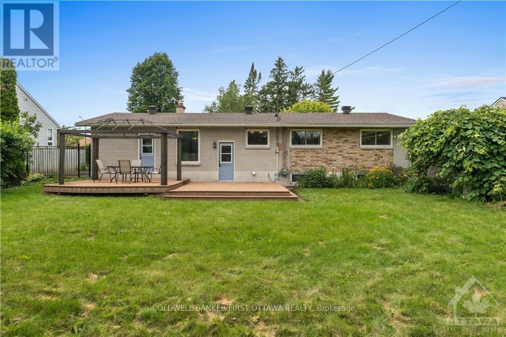 12 Oakwood Avenue, Ottawa, Ontario  K2E 6A5 - Photo 29 - X13564324