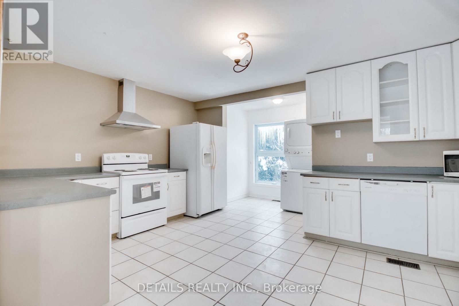 A - 2551 Innes Avenue, Ottawa, Ontario  K1B 3K1 - Photo 6 - X13564370