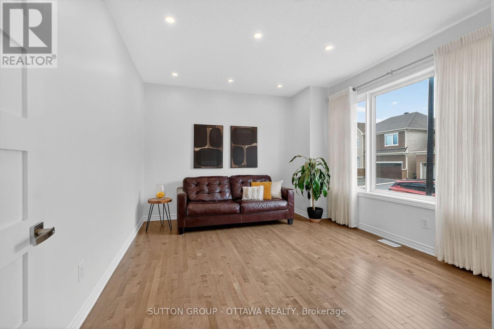 1011 Carden Lane, Ottawa, Ontario  K1W 0N3 - Photo 6 - X13564524