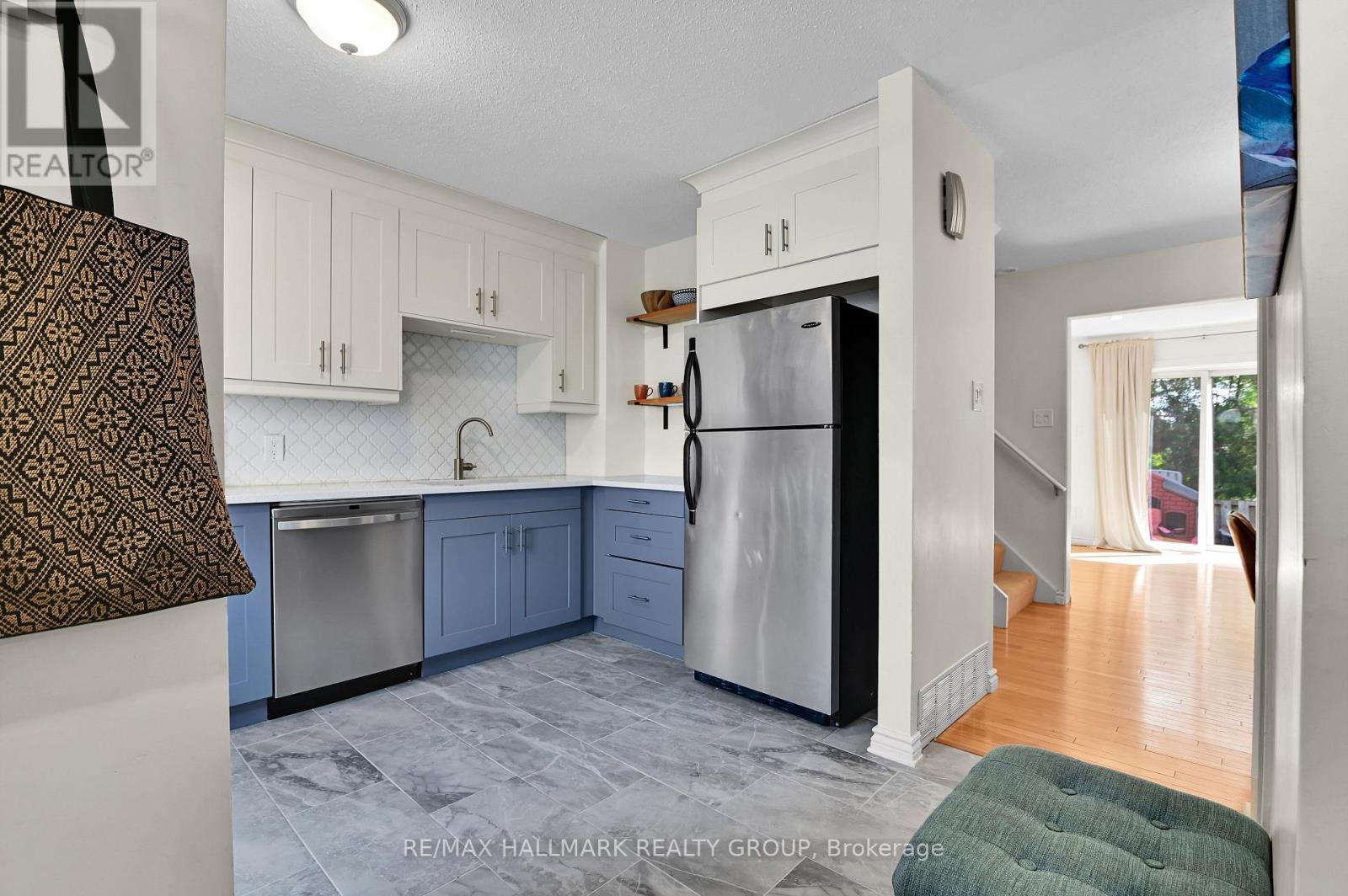 3 - 1505 Ballard Court, Ottawa, Ontario  K1B 4Z1 - Photo 5 - X13564876