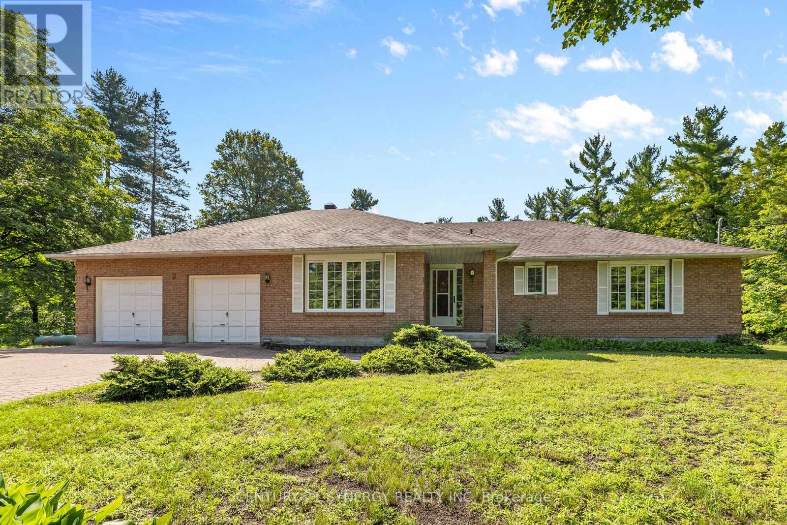 3 Carlisle Circle, Ottawa, Ontario  K0A 1B0 - Photo 1 - X13564884