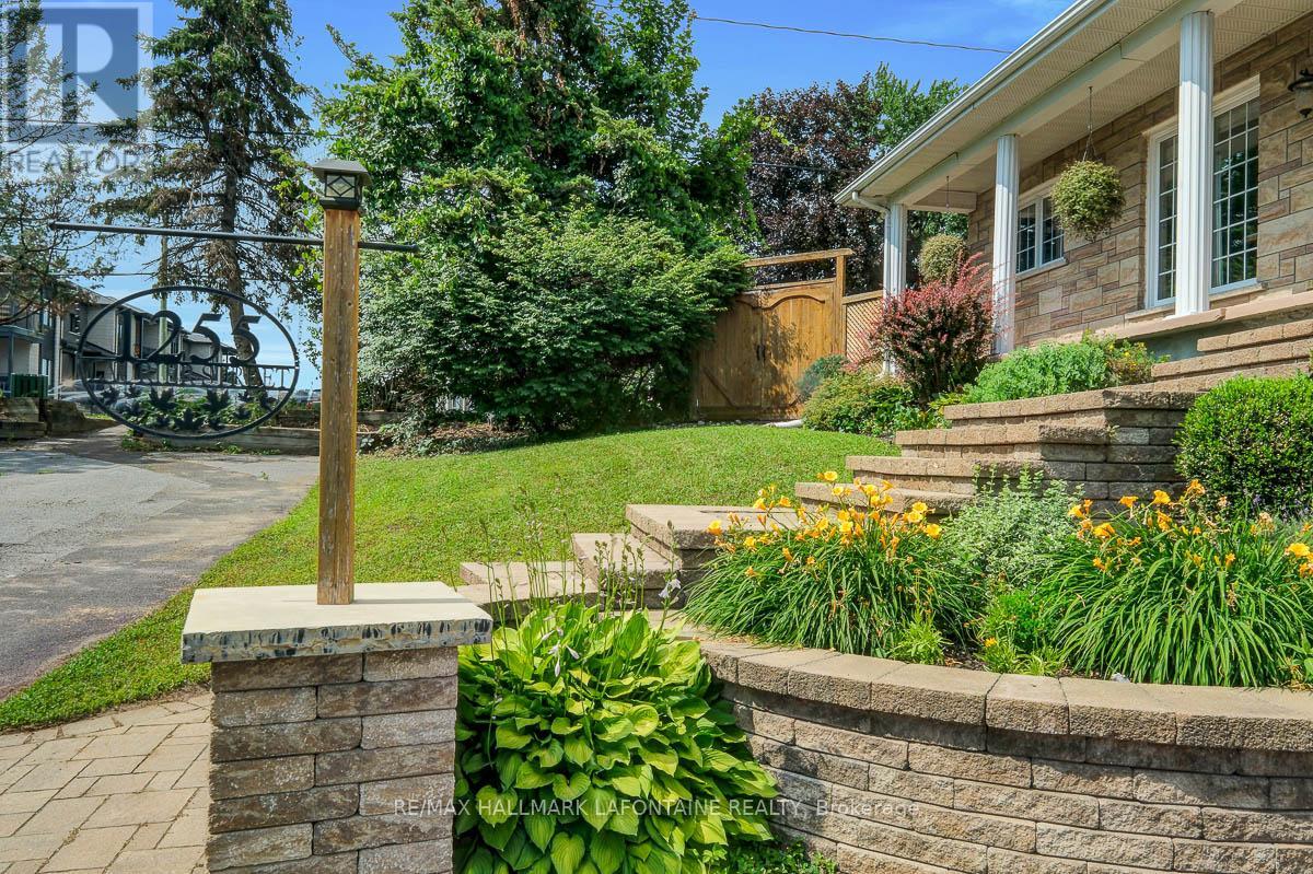 1255 Laurier Street, Clarence-Rockland, Ontario  K4K 1C4 - Photo 2 - X13564920