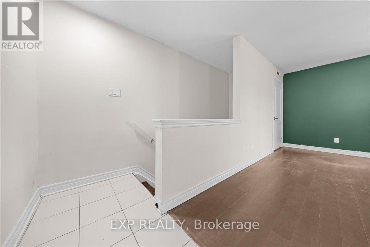 202 - 245 Equinox Drive E, Russell, Ontario  K0A 1W0 - Photo 5 - X13565132