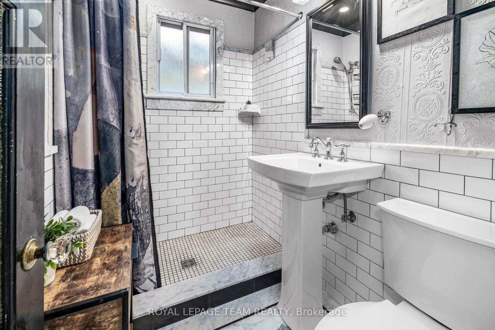185 Camelia Avenue, Ottawa, Ontario  K1K 2X7 - Photo 20 - X13565242