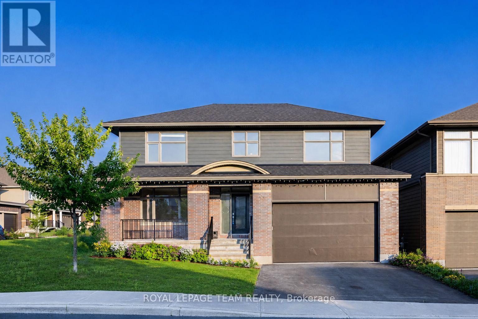131 Escarpment Crescent, Ottawa, Ontario  K2T 0L8 - Photo 1 - X13565320