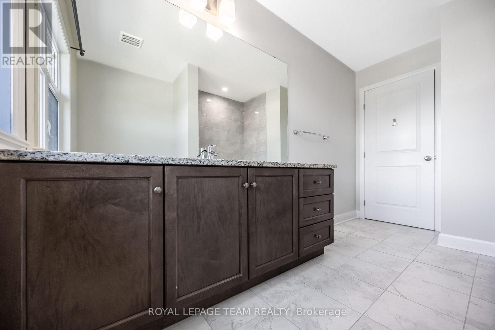 131 Escarpment Crescent, Ottawa, Ontario  K2T 0L8 - Photo 40 - X13565320
