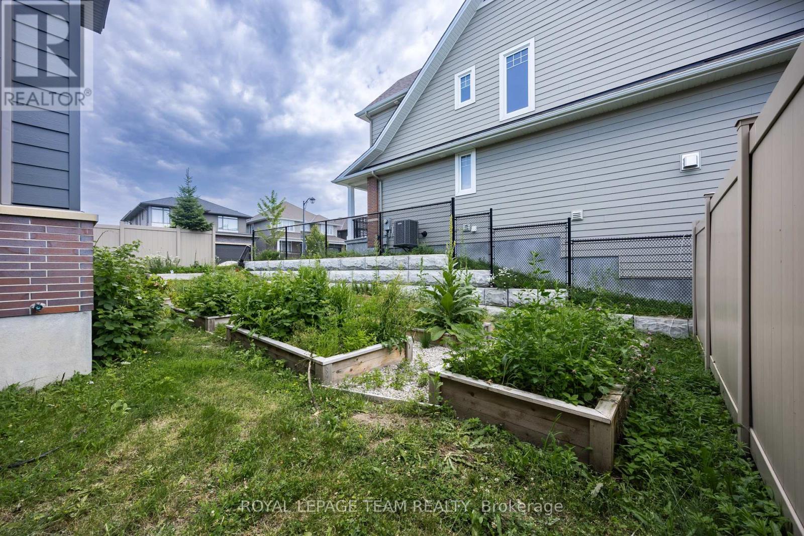 131 Escarpment Crescent, Ottawa, Ontario  K2T 0L8 - Photo 50 - X13565320
