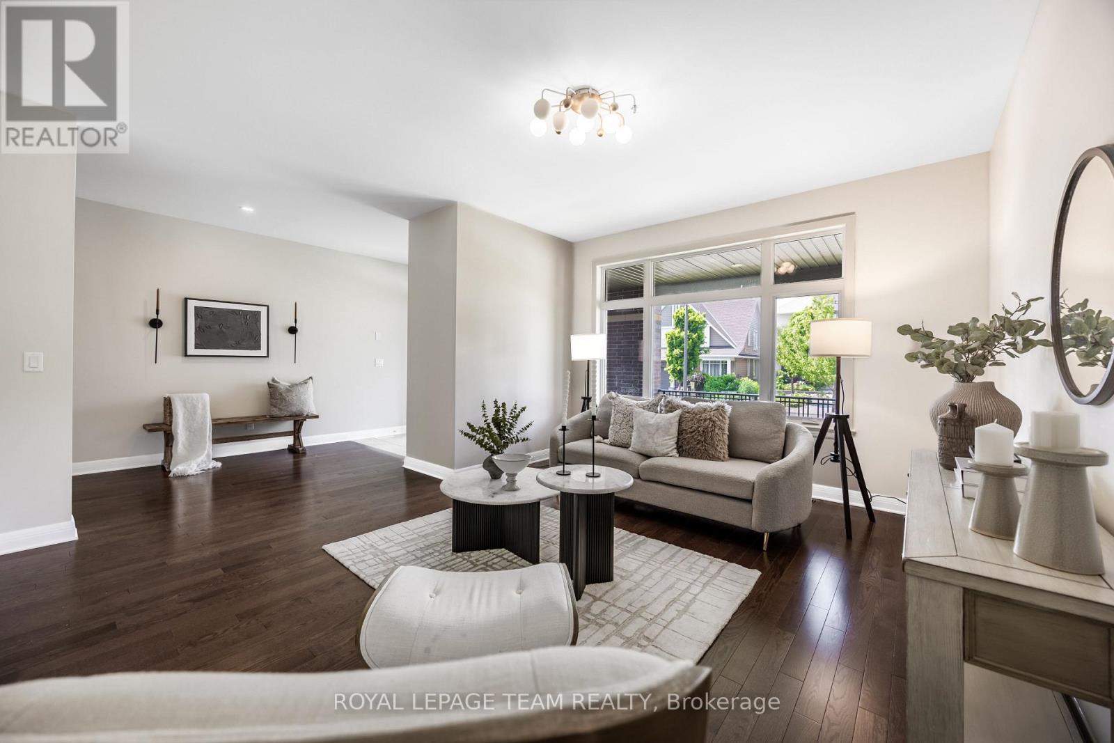 131 Escarpment Crescent, Ottawa, Ontario  K2T 0L8 - Photo 6 - X13565320
