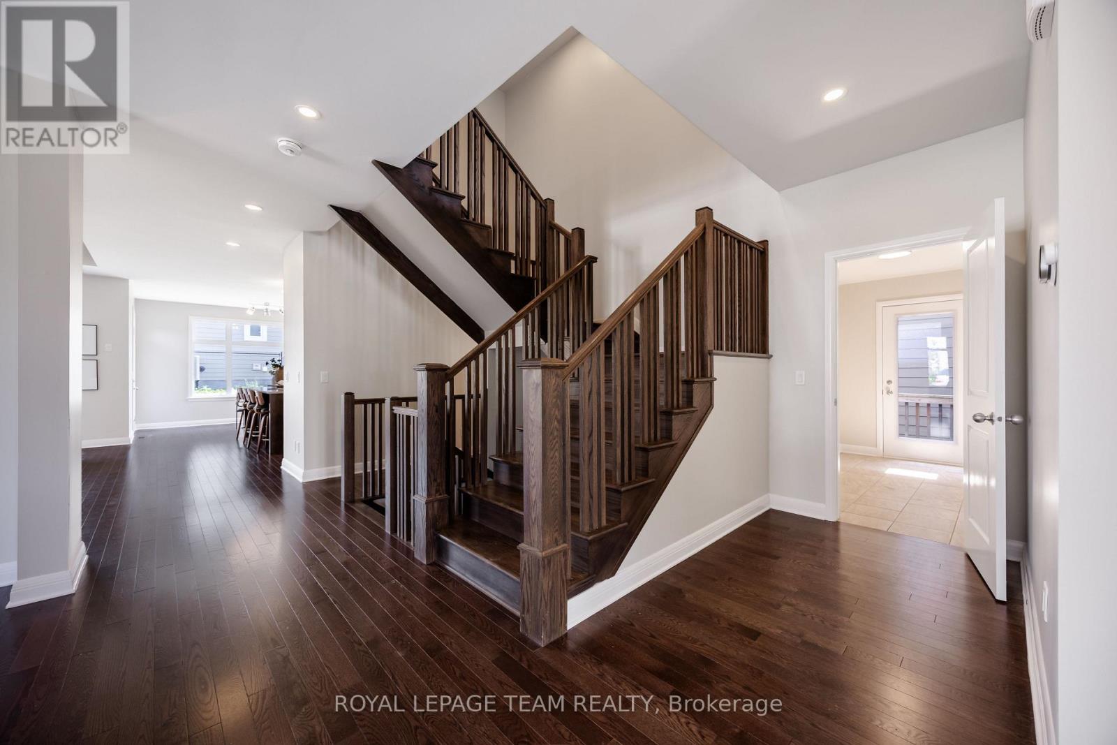 131 Escarpment Crescent, Ottawa, Ontario  K2T 0L8 - Photo 7 - X13565320