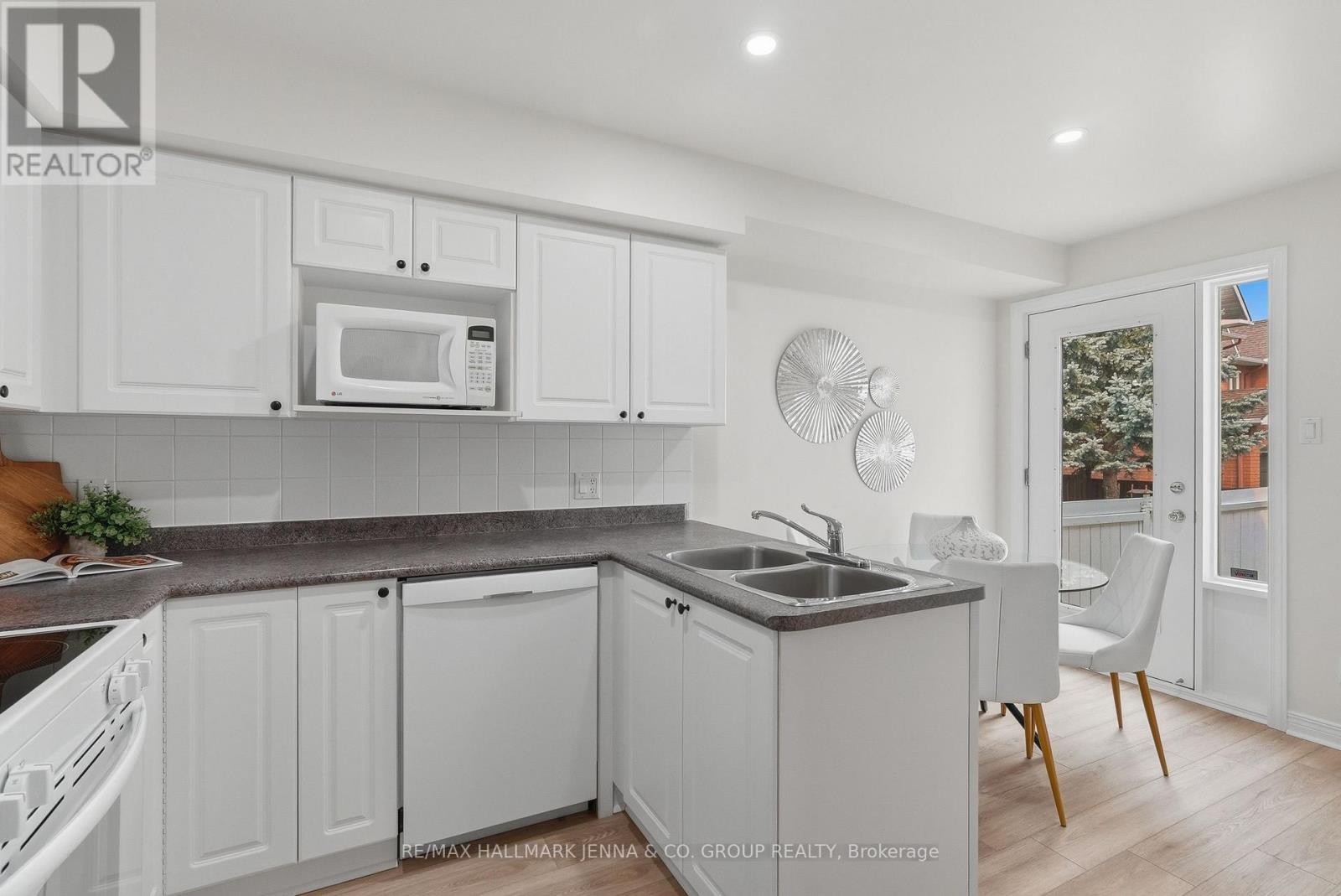 3 Redding Way, Ottawa, Ontario  K2G 6C5 - Photo 14 - X13565426