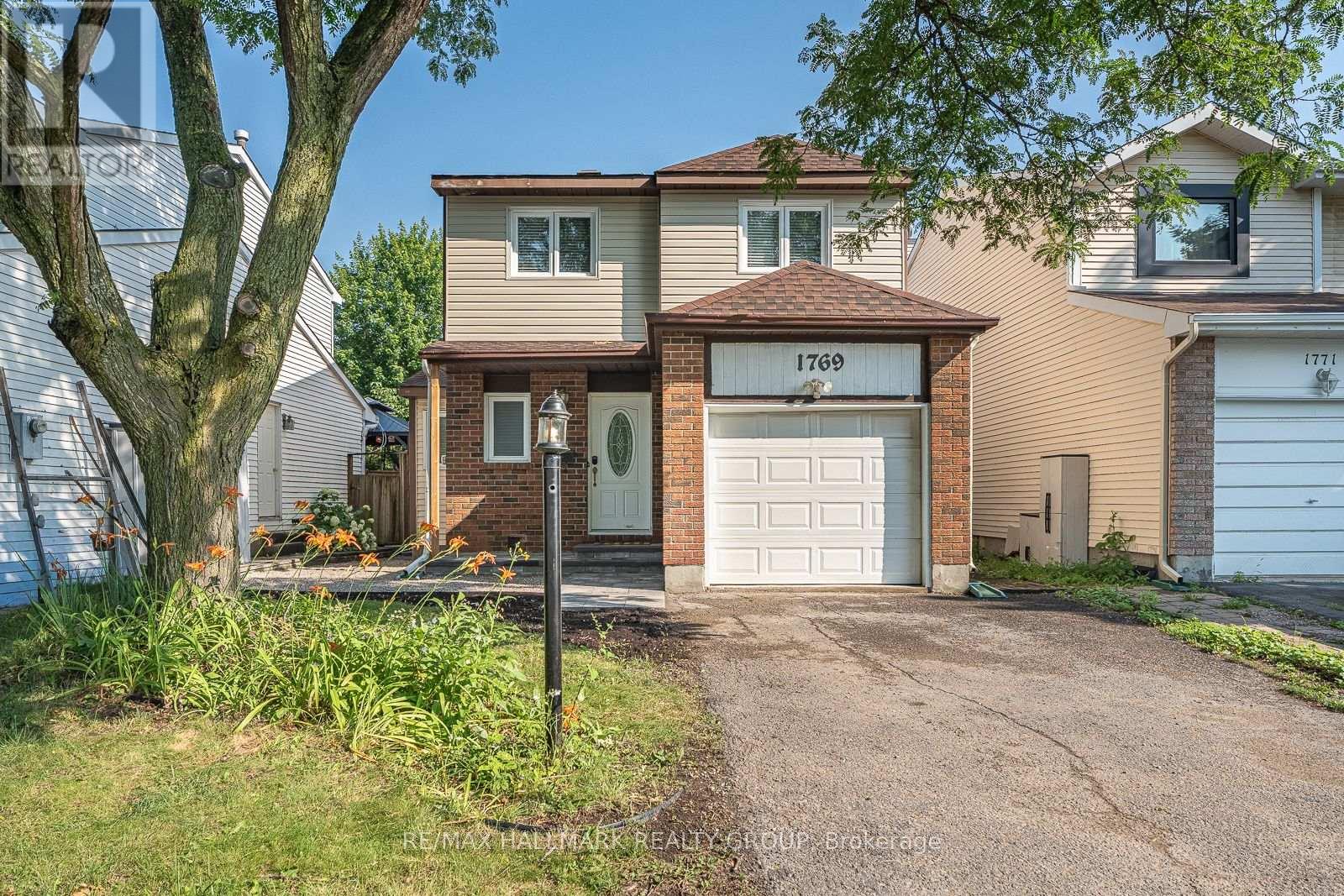 1769 Bromont Way, Ottawa, Ontario  K1C 5K1 - Photo 1 - X13565708
