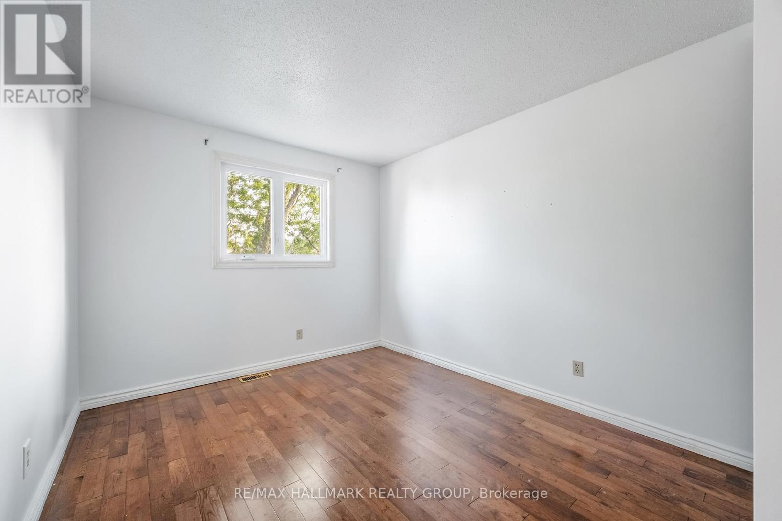 1769 Bromont Way, Ottawa, Ontario  K1C 5K1 - Photo 32 - X13565708