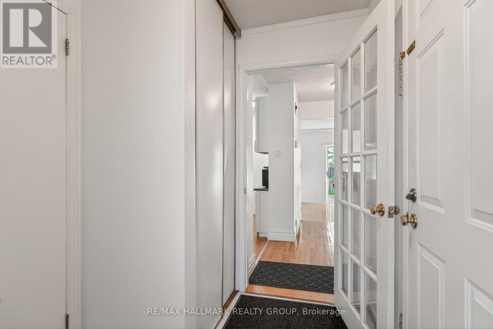 1769 Bromont Way, Ottawa, Ontario  K1C 5K1 - Photo 5 - X13565708