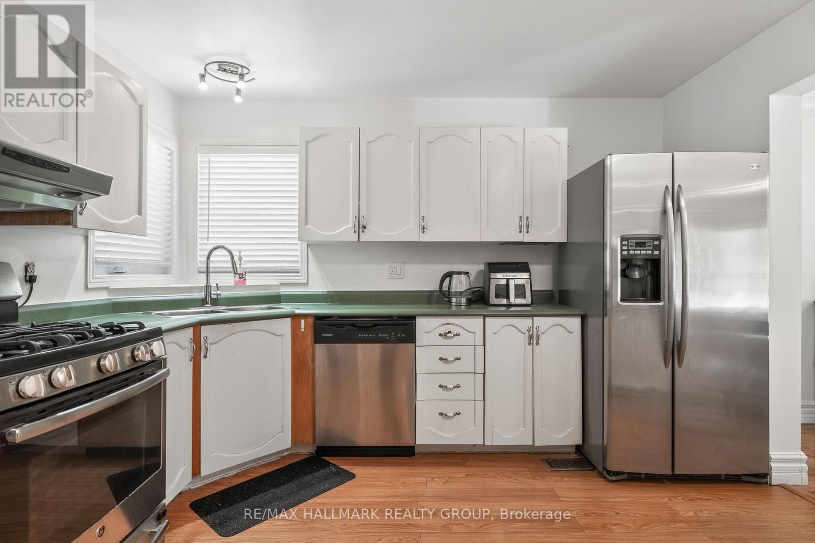 1769 Bromont Way, Ottawa, Ontario  K1C 5K1 - Photo 8 - X13565708
