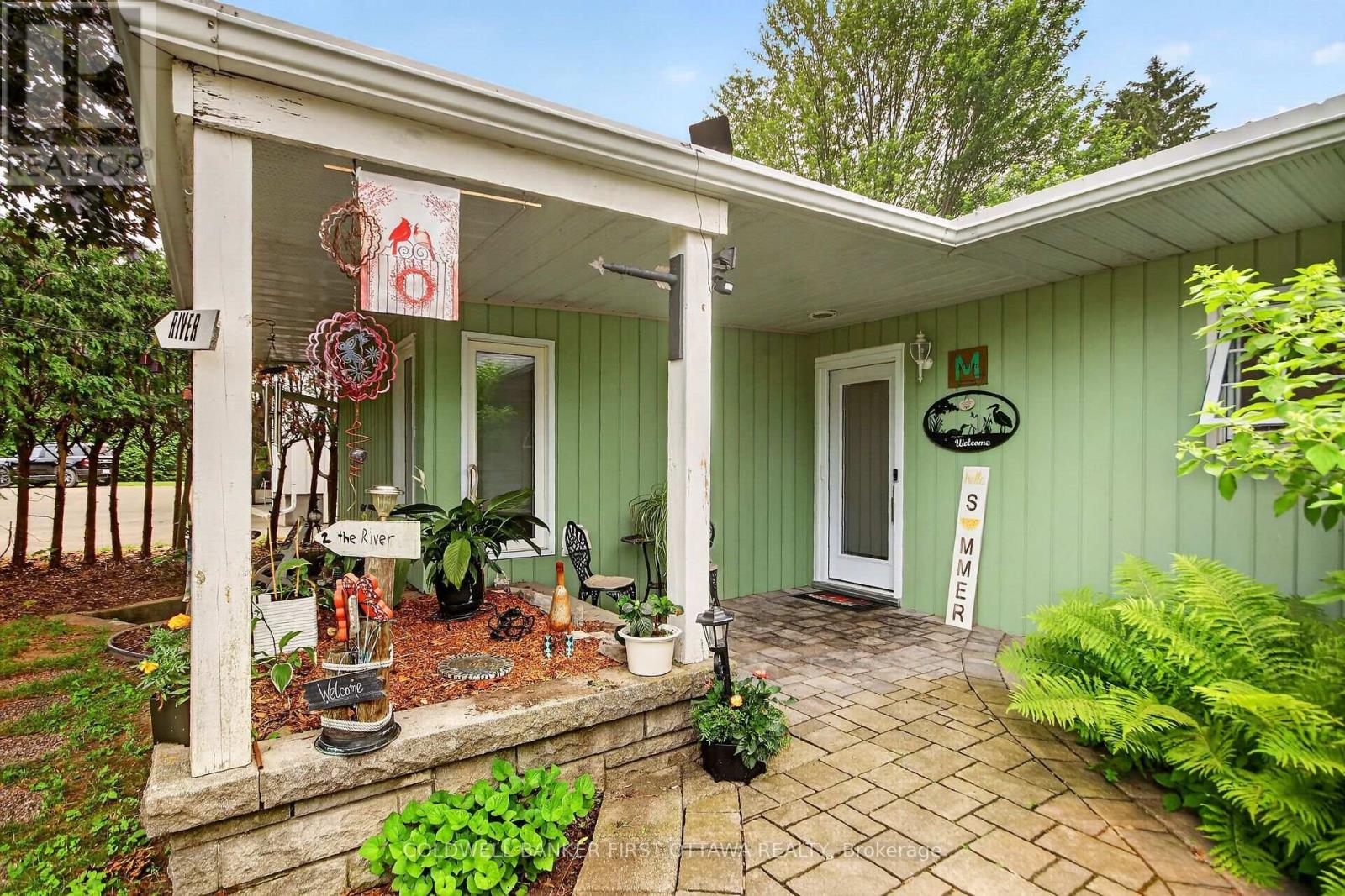 2014 River Road N, Ottawa, Ontario  K4M 1B4 - Photo 2 - X13565730