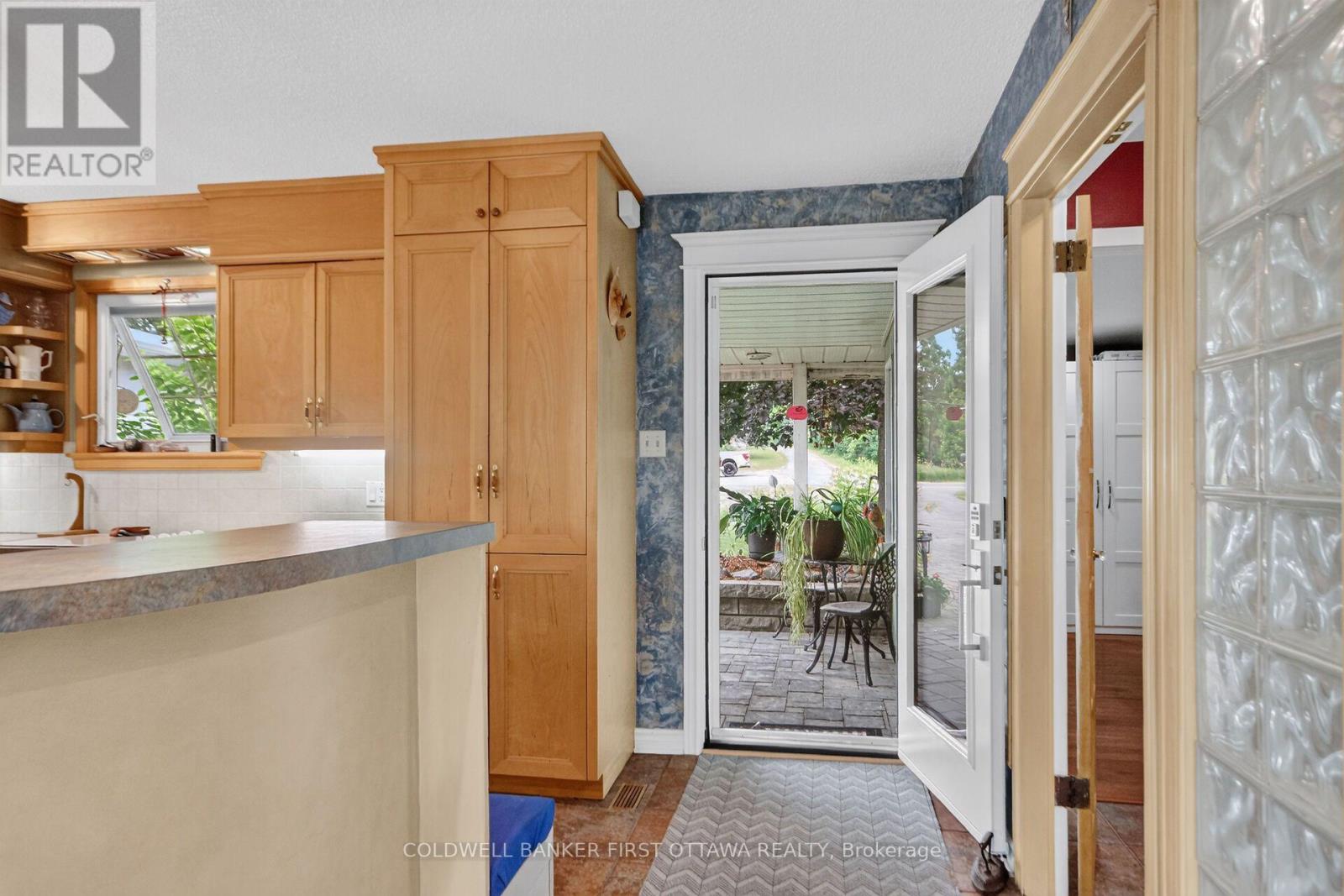 2014 River Road N, Ottawa, Ontario  K4M 1B4 - Photo 3 - X13565730